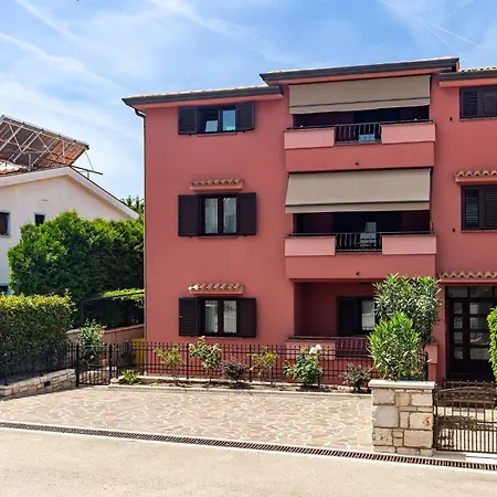 Banic Near Porec-spadici Apartman Porec