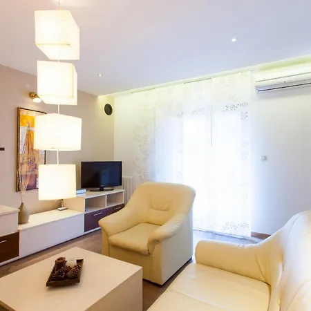 Banic Near Porec-spadici Apartment *