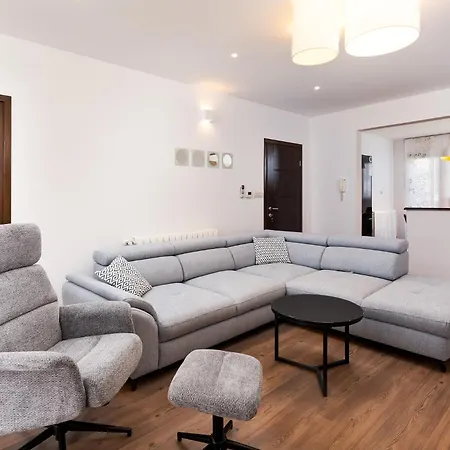 Banic Near Porec-spadici Apartment