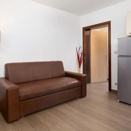 Banic Near Porec-spadici Apartment Porec